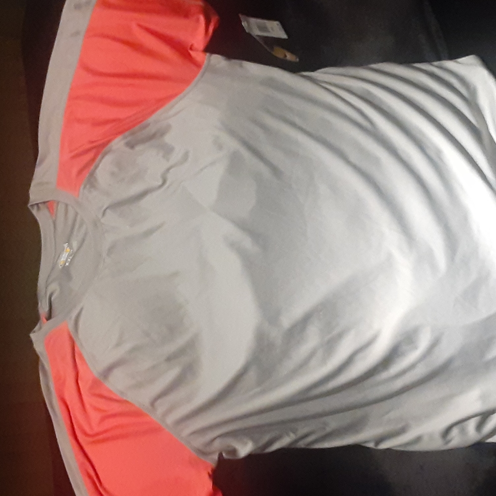 Two-tone shirt